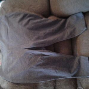 Tek Gear Gray Capri Leggings